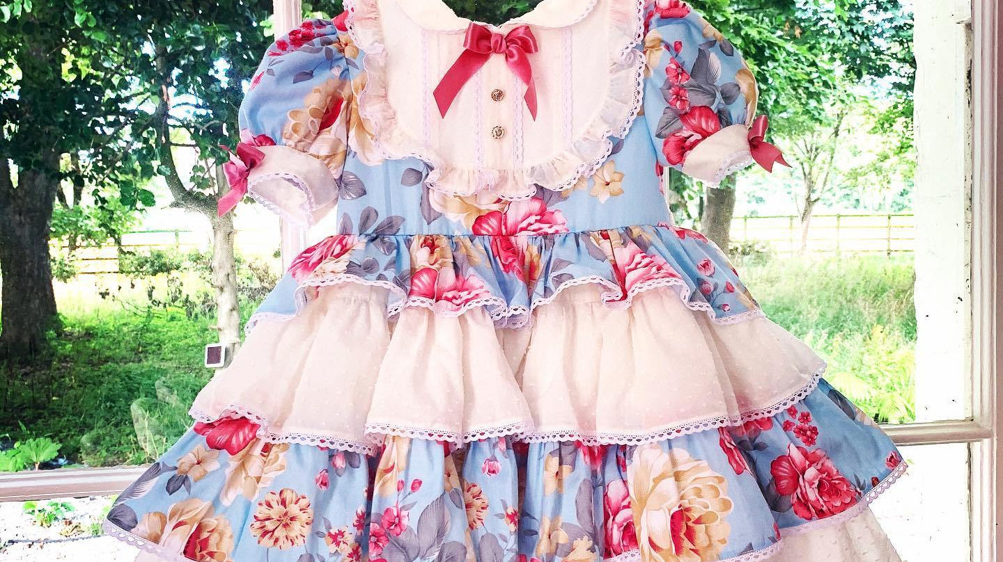 Beautiful Anabelle Exclusive Dress 🥰🥰... - Mariposa Children's Boutique