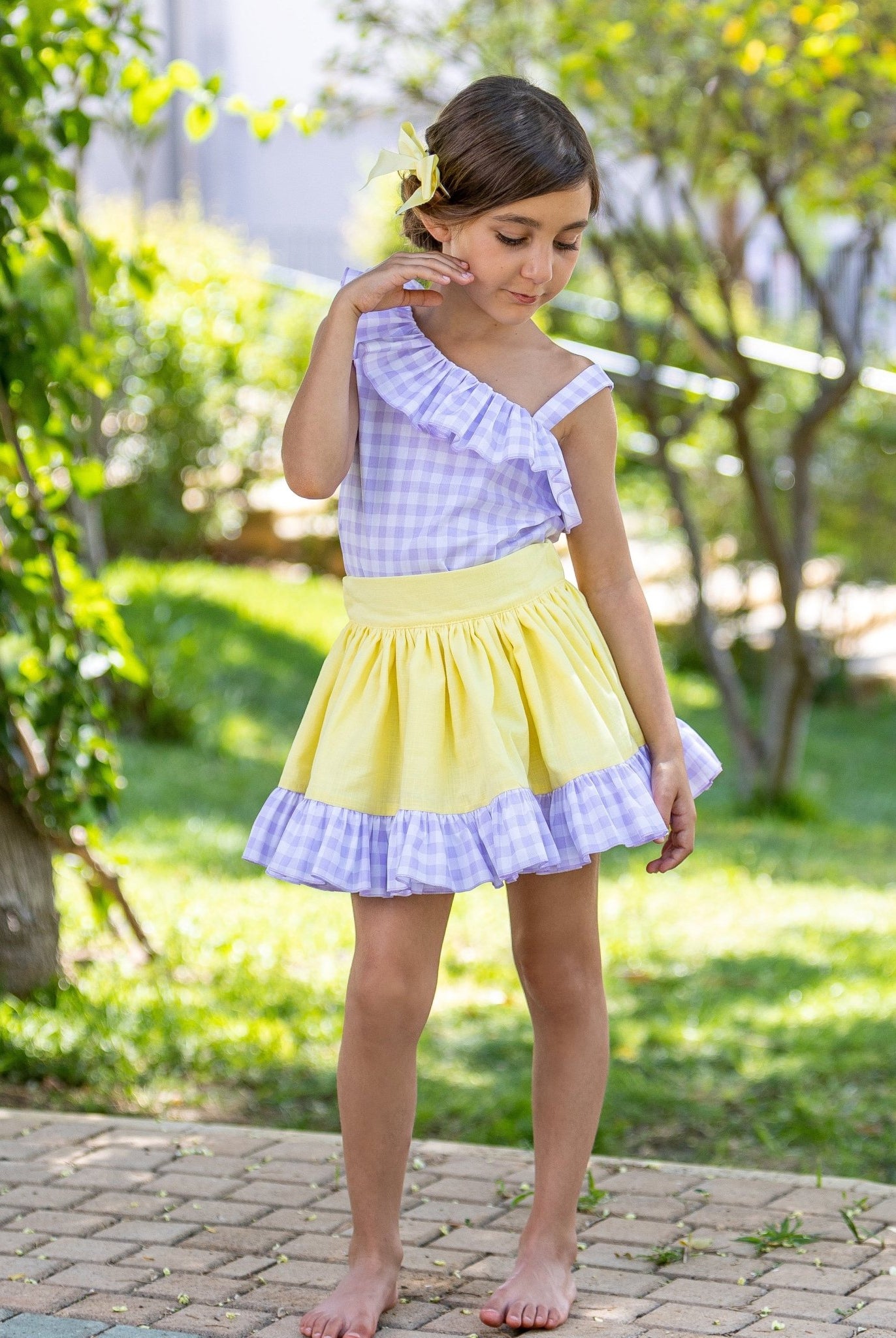 Abuela Tata girls lilac gingham blouse and yellow skirt set age 6 Spanish children's clothing clearance sale