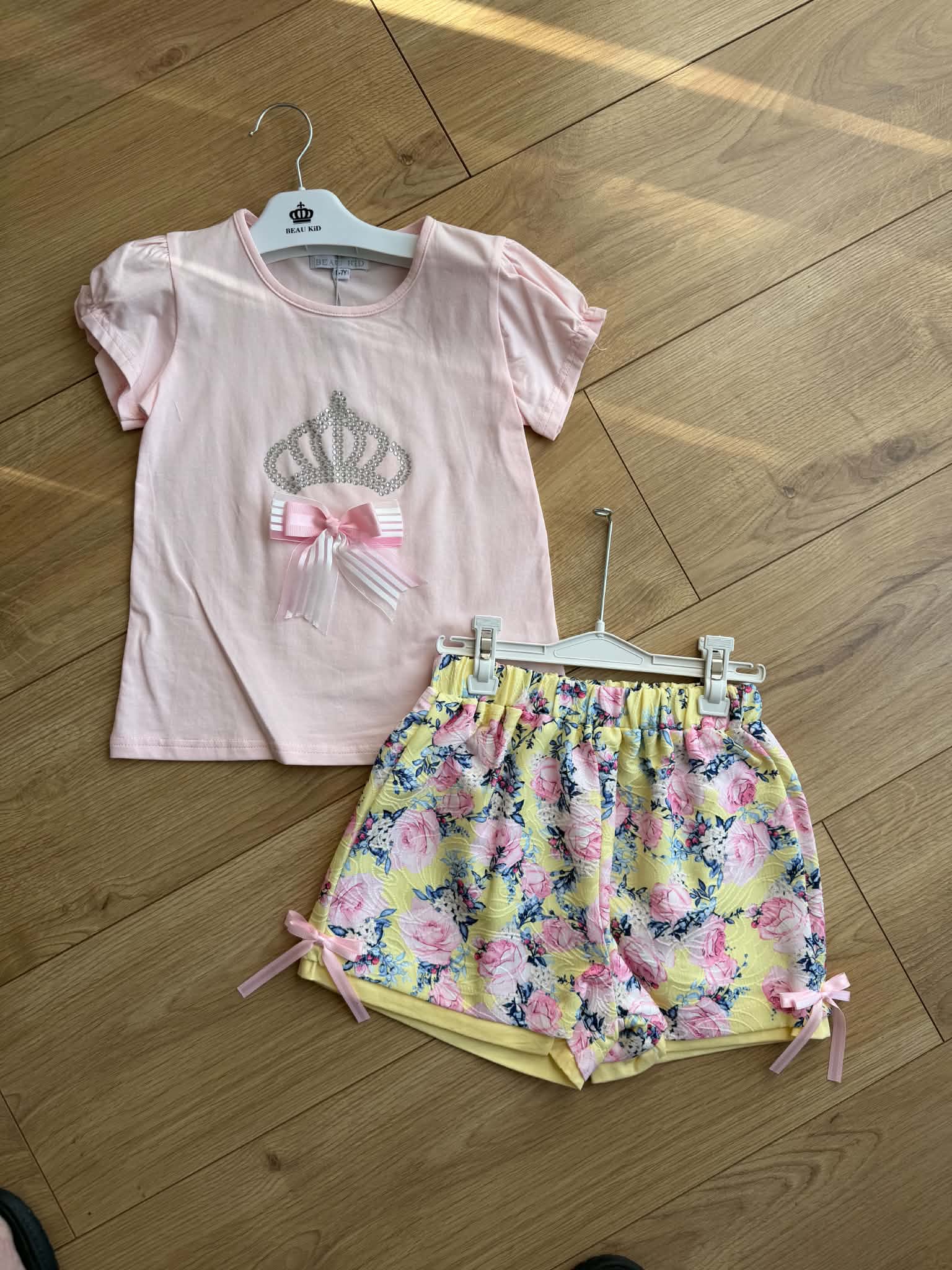 Beau Kid Girls Pink T-Shirt and Floral Print Shorts | Clearance Sale