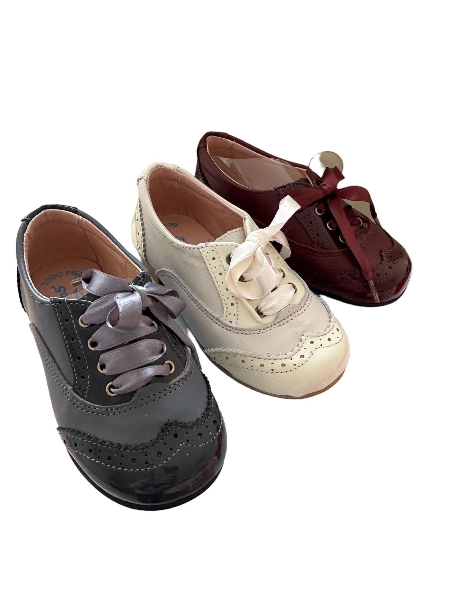 CLEARANCE SALE Angelitos - Girls Grey Lace Tie Shoes In - Stock EU 24 - Mariposa Children's Boutique