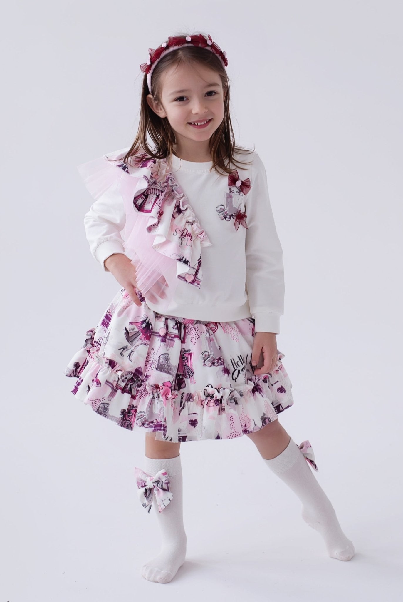 DAGA AW25 PRE - ORDER - Girls Fashion Street Cream & Burgundy Knee Socks