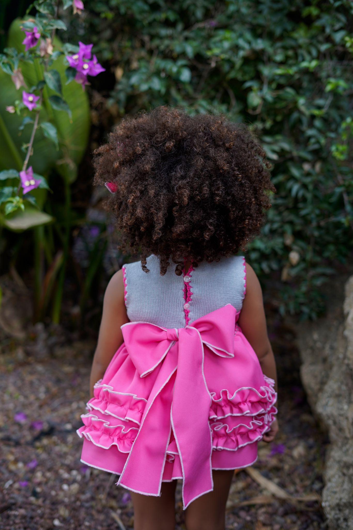 Ela Confeccion SS25 PRE - ORDER - Girls Blue & Pink Ruffle Knit Top Dress, Knickers & Hairbow - Mariposa Children's Boutique