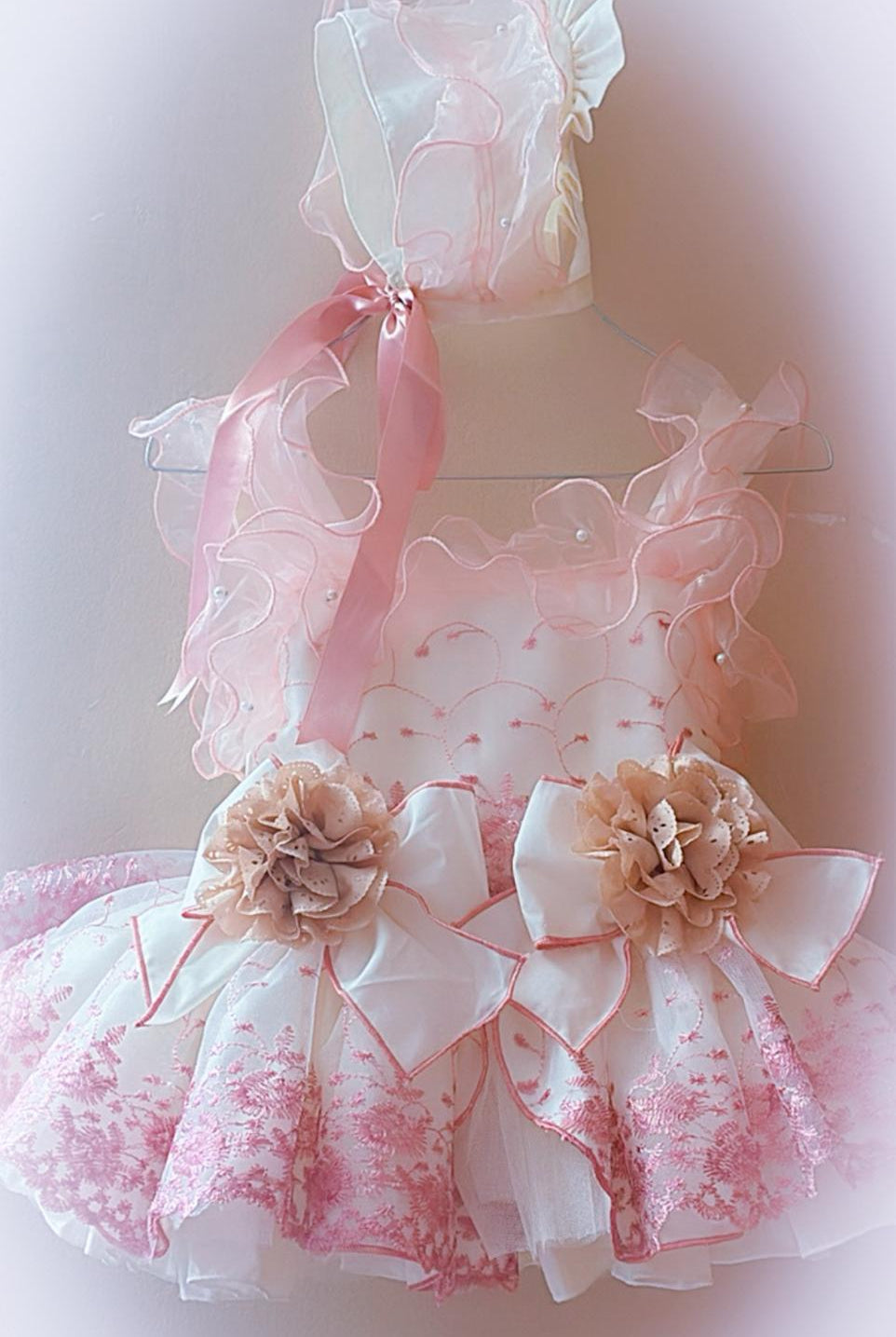 Ela Confeccion SS26 PRE - ORDER - Girls Pink & Ivory Lace Dress