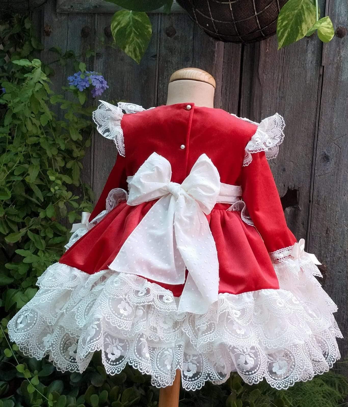 Exclusive - Holly Red & Cream Velvet & Lace Puffball Dress Age 4yrs IN - STOCK - Mariposa Children's Boutique