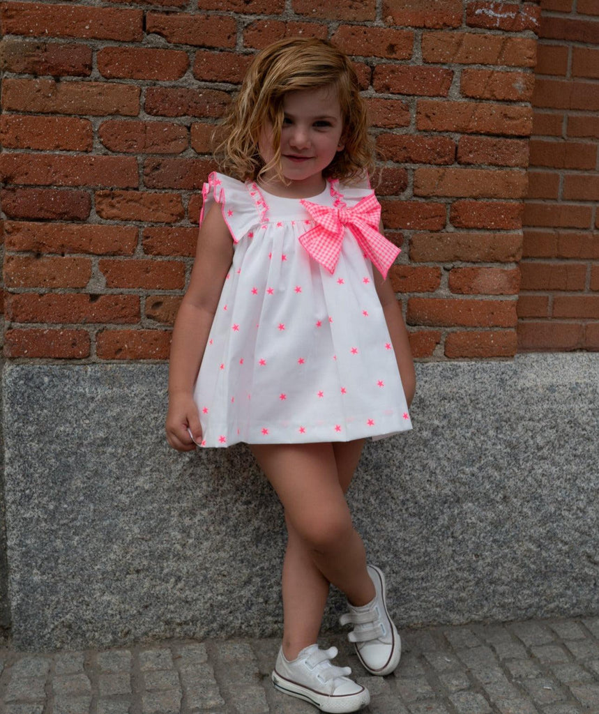 La Peppa SS24 - Baby Girls White & Neon Pink Star Baby Dress & Knickers - Mariposa Children's Boutique