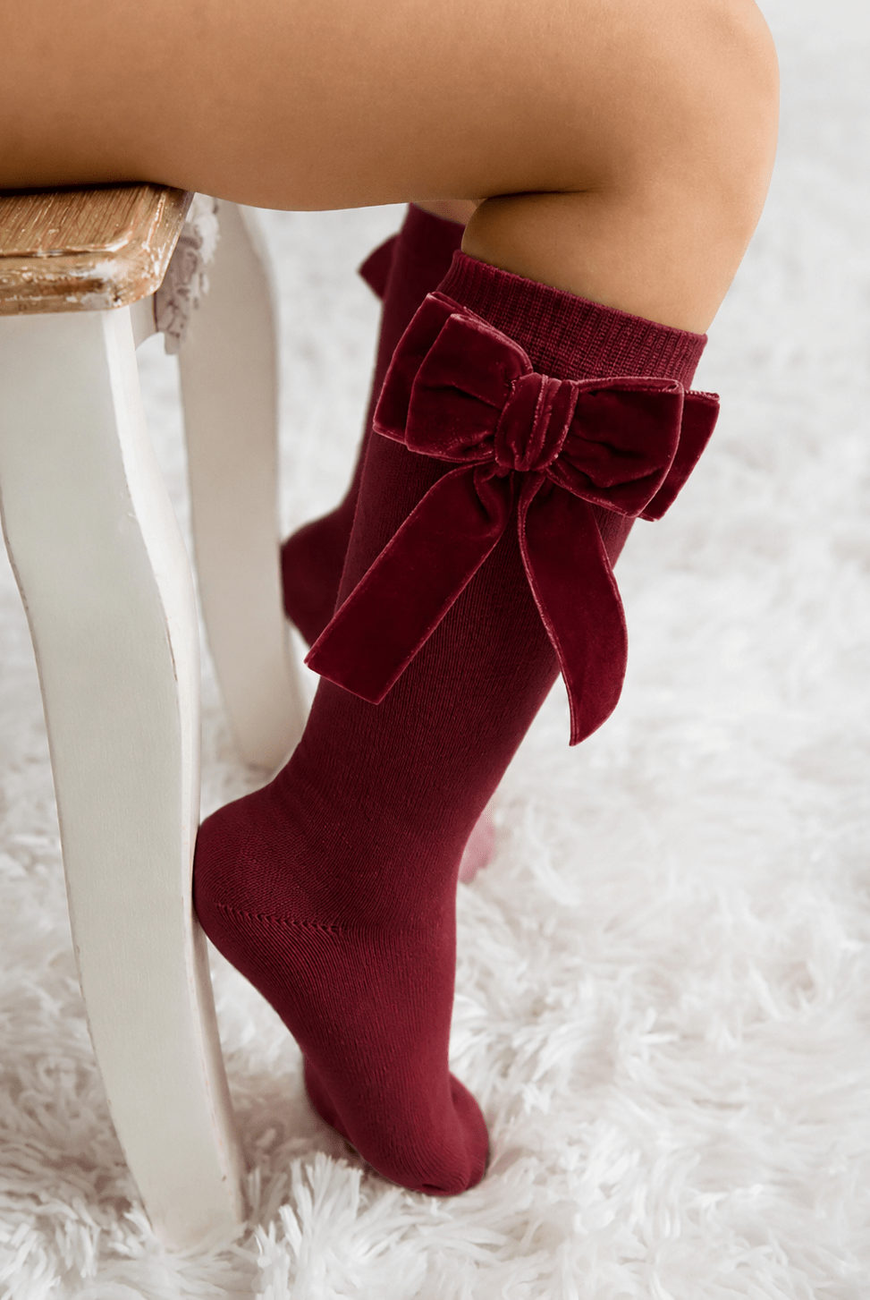 Meia Pata burgundy velvet bow knee high socks luxury Portuguese girls accessories AW26