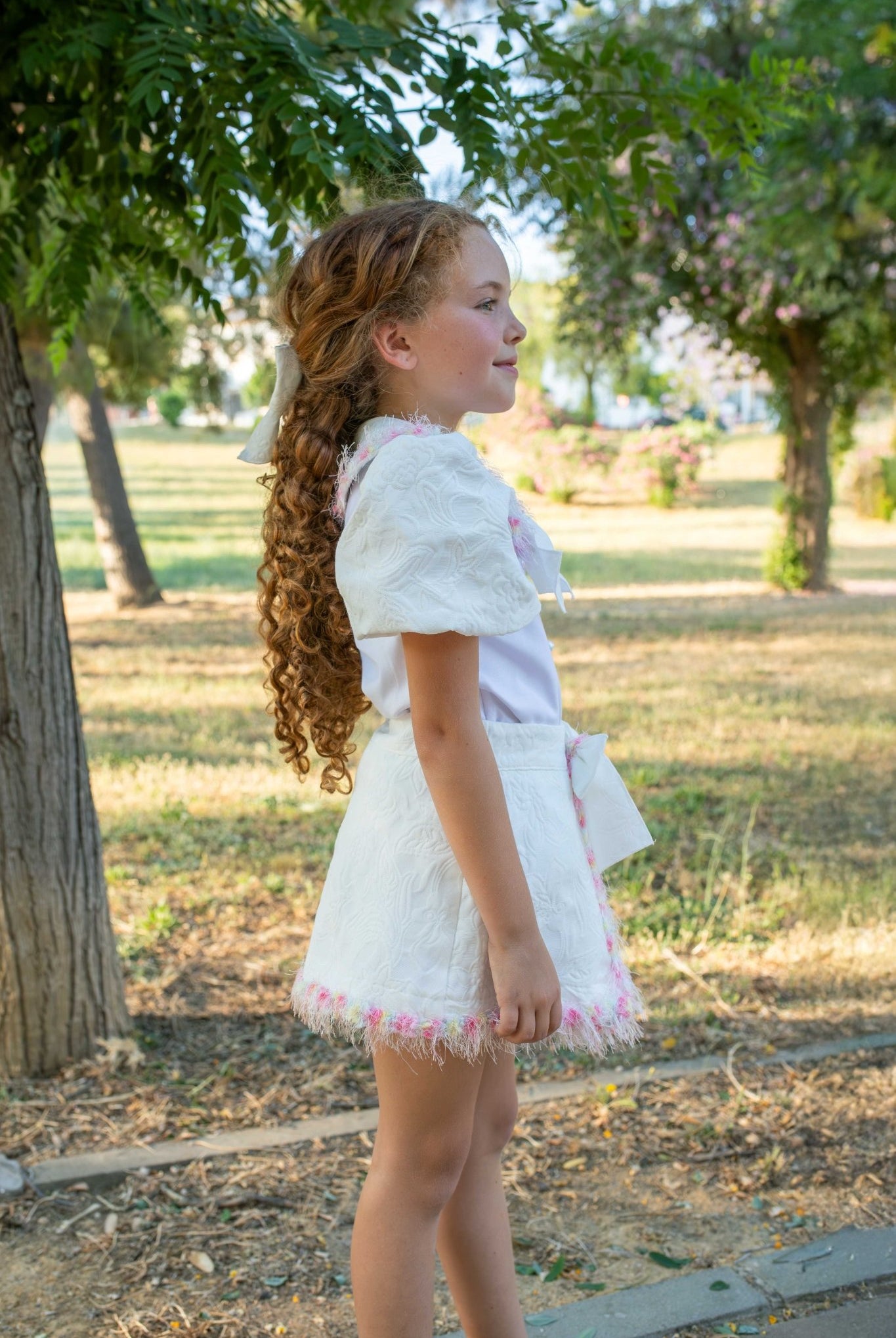 Naxos SS26 - Girls White Jacquard & Multicolour Skirt and Blouse Set