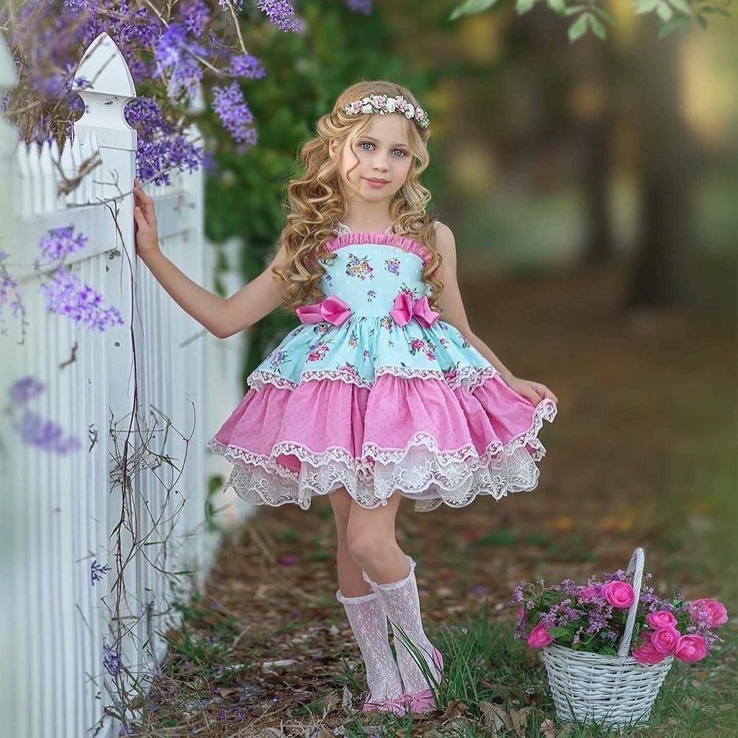 Beautiful Vintage Handmade Flower hot Girl Dress S(4-5)