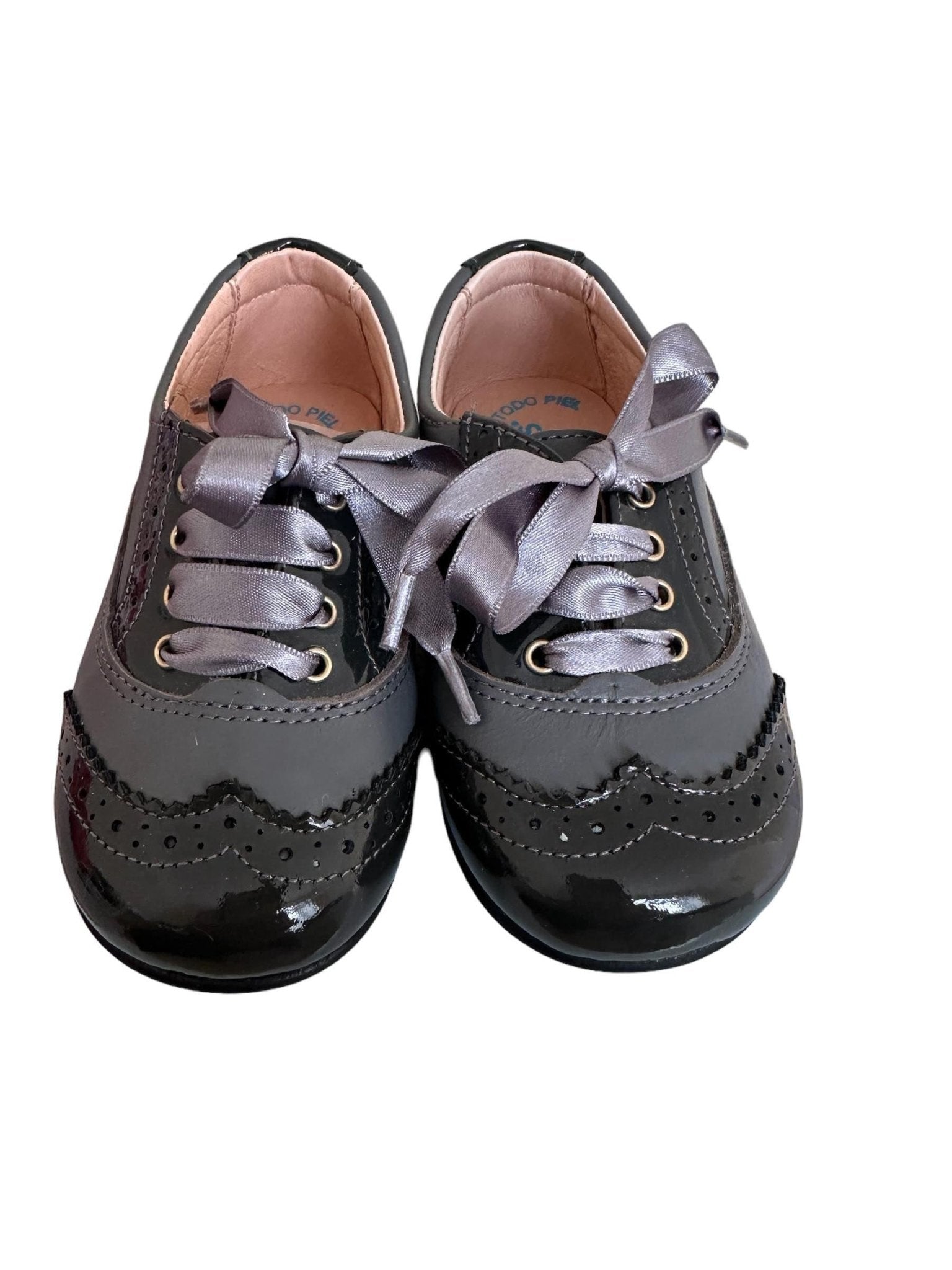 CLEARANCE SALE Angelitos - Girls Grey Lace Tie Shoes In - Stock EU 24 - Mariposa Children's Boutique
