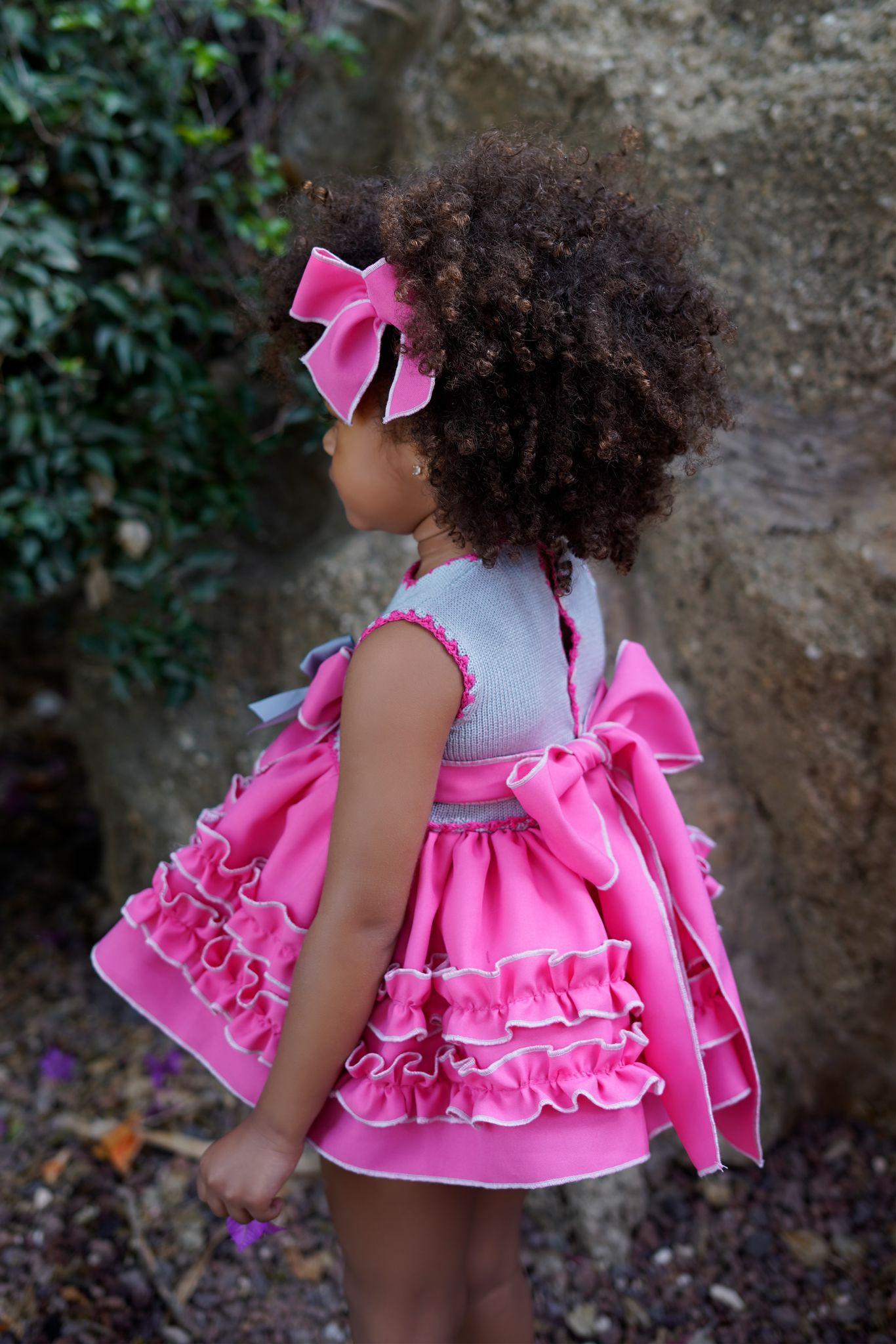 Ela Confeccion SS25 PRE - ORDER - Girls Blue & Pink Ruffle Knit Top Dress, Knickers & Hairbow - Mariposa Children's Boutique