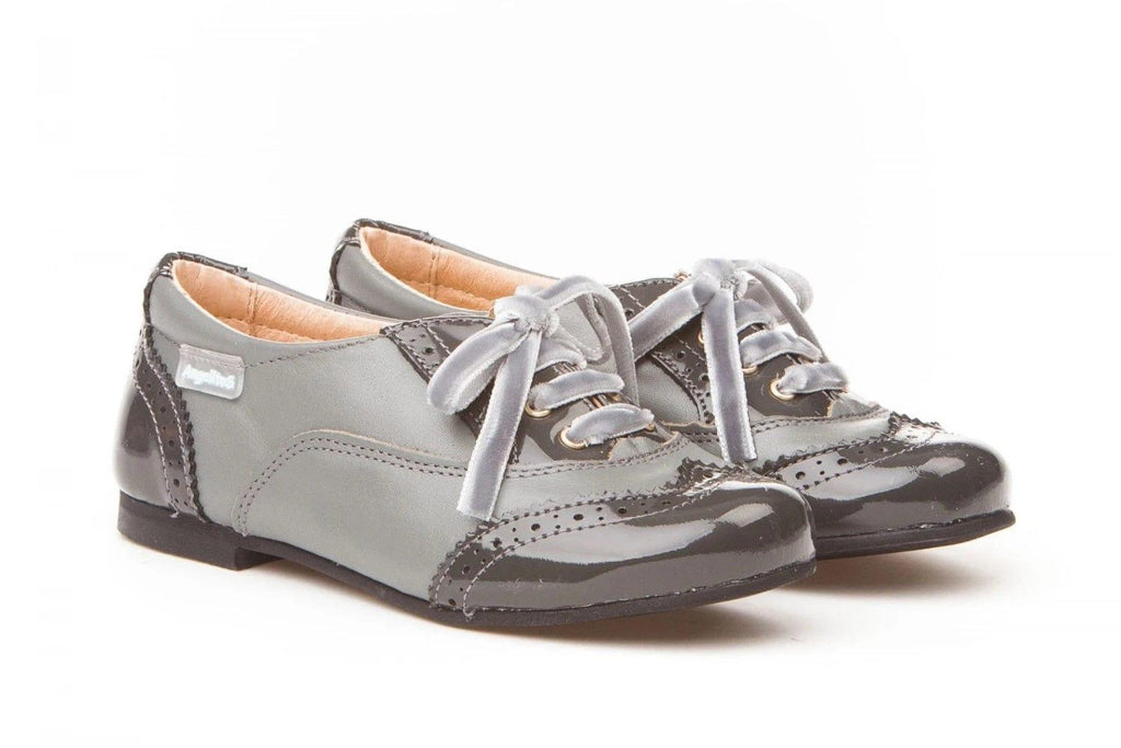 Angelitos - Grey Lace Tie Shoes - Mariposa Children's Boutique