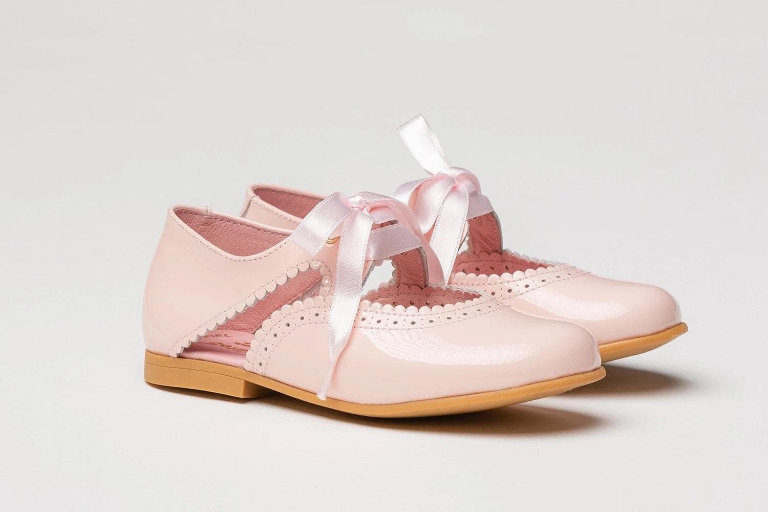 Angelitos AW21 - Patent Leather Girls Shoes CREAM, PINK, CAMEL - Mariposa Children's Boutique